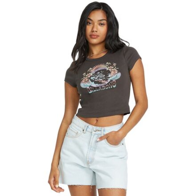 Goes Around Short-Sleeve T-Shirt – Women&apos;s