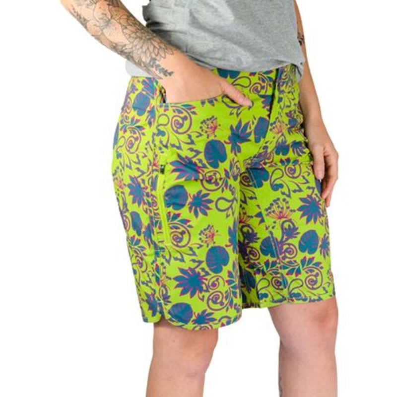 Savvy 11in Paisley Print Short – Women&apos;s