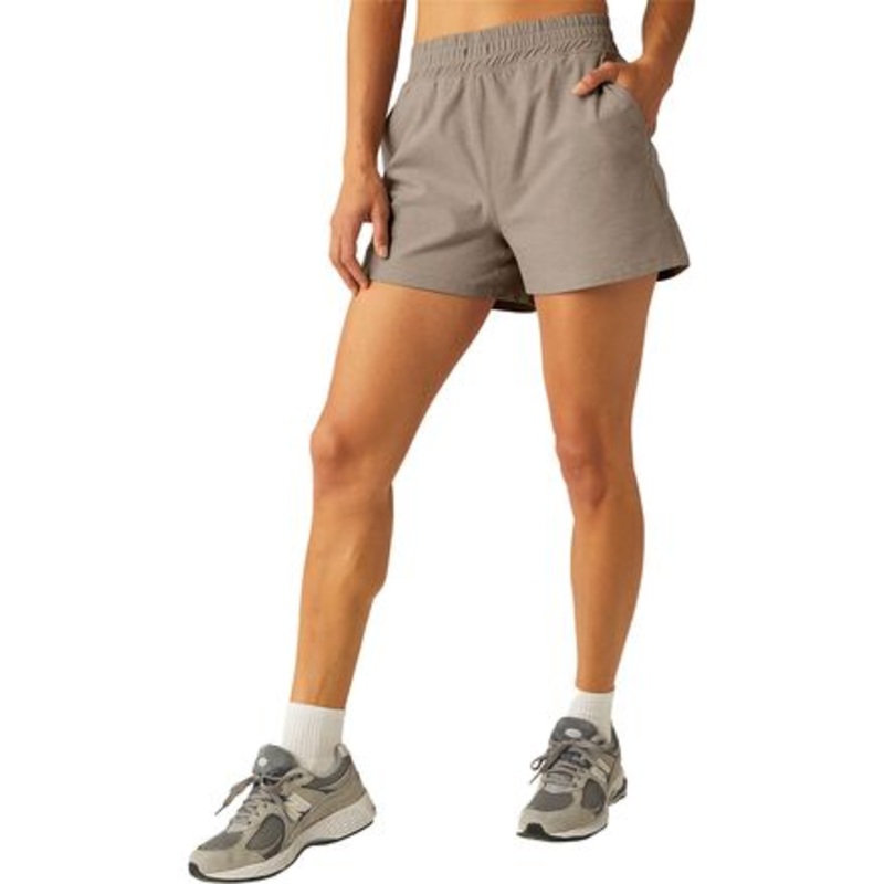 Spacedye High Waisted Trek Short – Women&apos;s