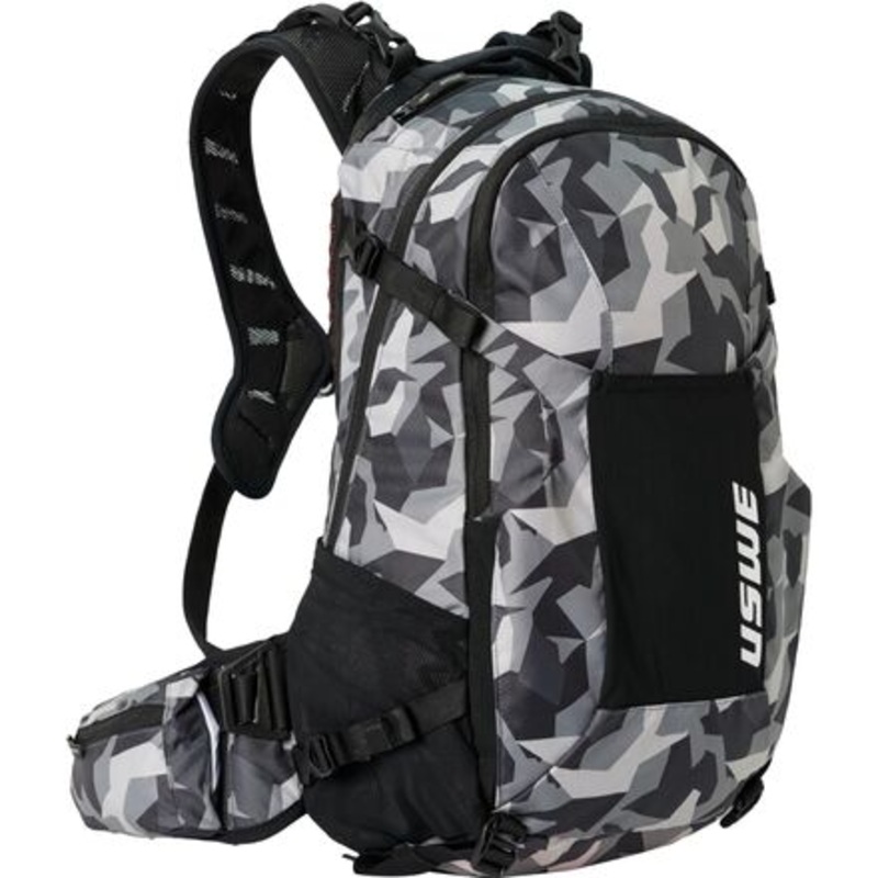 Shred 25L Backpack|Camo/Black|Carbon Black|Malmoe Blue|One Size