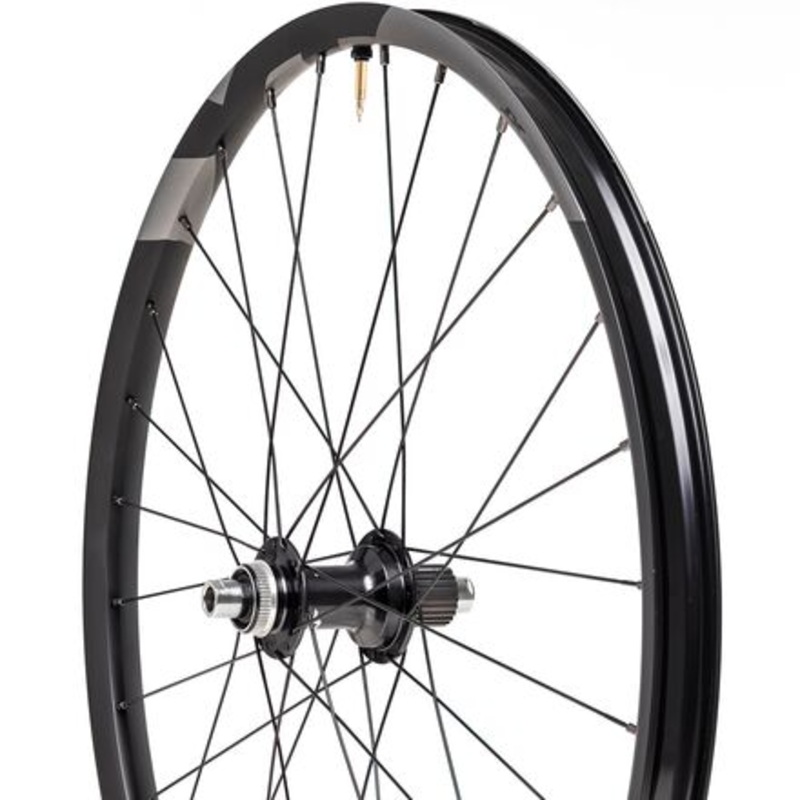 XT WH-M8120 27.5in Boost Wheel